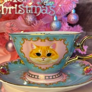 Cat themed teacups